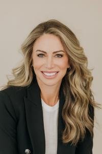 Dr. Carrie Mackensen cautions parents that AI chatbots are designed to agree with children